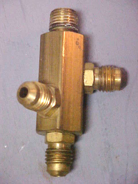 http://www.sodadispenserdepot.com/pics/manifold3.jpg
